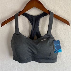 Brooks Women’s Sports Bra - 32D